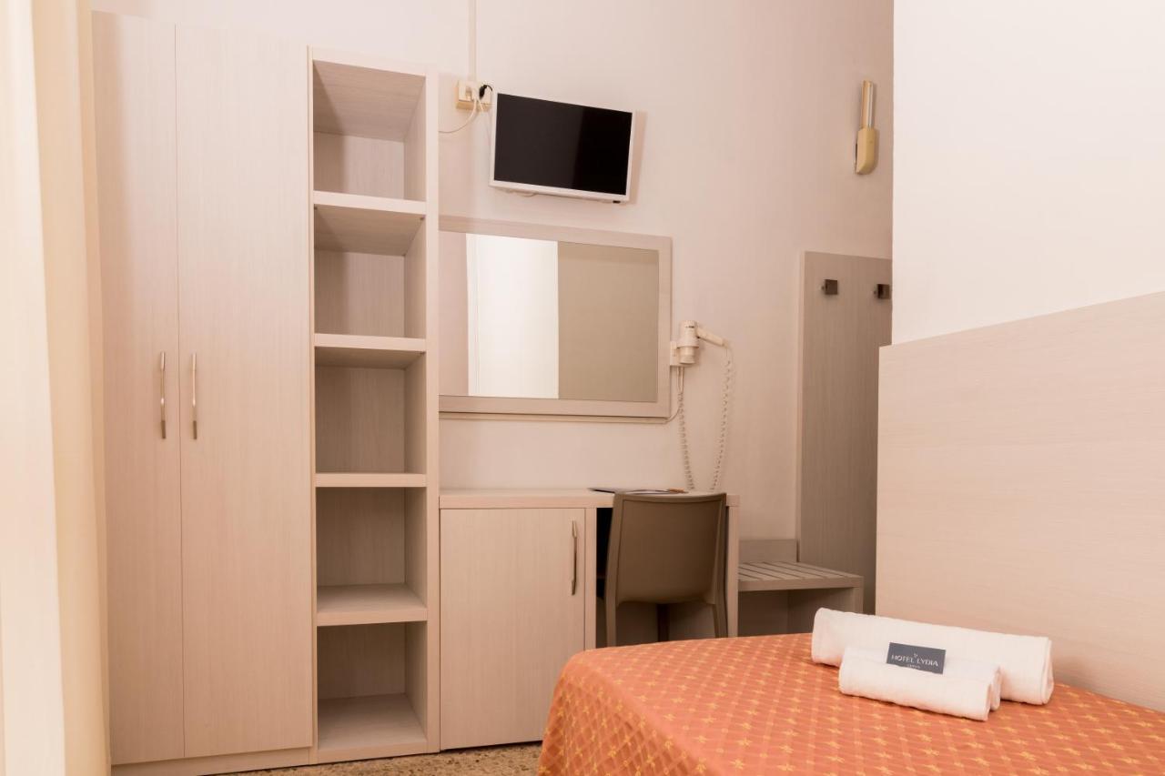 Hotel Lydia Cervia Extérieur photo