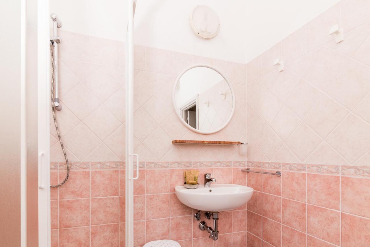 Hotel Lydia Cervia Extérieur photo