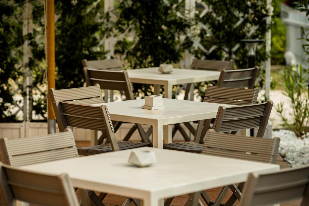 Hotel Lydia Cervia Extérieur photo